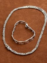 Silver Macintosh necklace & bracelet