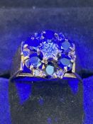 9ct Gold ring set with 7 diamonds & 7 sapphires Si