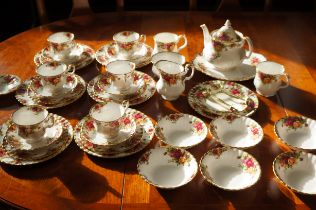 Royal Albert old country rose - 38 piece service