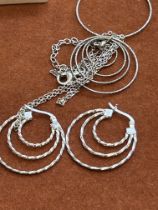 Silver necklace set