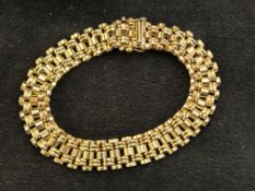 9ct Gold bracelet Weight 17.2g Length 19 cm