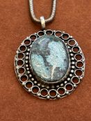 Silver necklace & agate pendant
