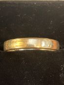 9ct Gold wedding band Weight 3.1g Size R