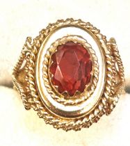 18K gold ring set with ruby Size M Weight 5.8g