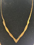 9ct Gold necklace Weight 6.2g