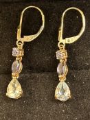 Pair of 9ct gold earrings Weight 2.2g