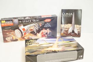 Space Taxi, War of the world & Luna rocket ship- a