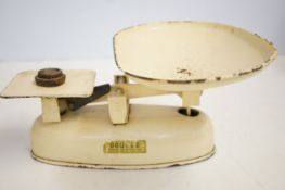 Vintage Harper kitchen scales