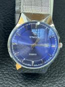 WWoor Gents Quartz watch with Date – Running