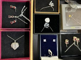 Collection of silver jewellery