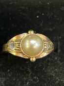 14ct Gold ring set with pearl Size O