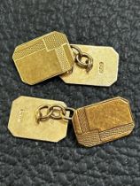 Pair of 9ct gold cufflinks Weight 6.5g