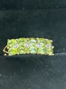 9ct Gold ring set with peridot & diamond 2.6g Size