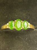 9ct Gold ring set with diamond & emerald? Size Q