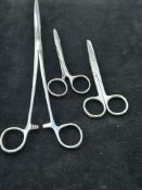 3 Medical scissors