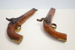 2 Reproduction pistols