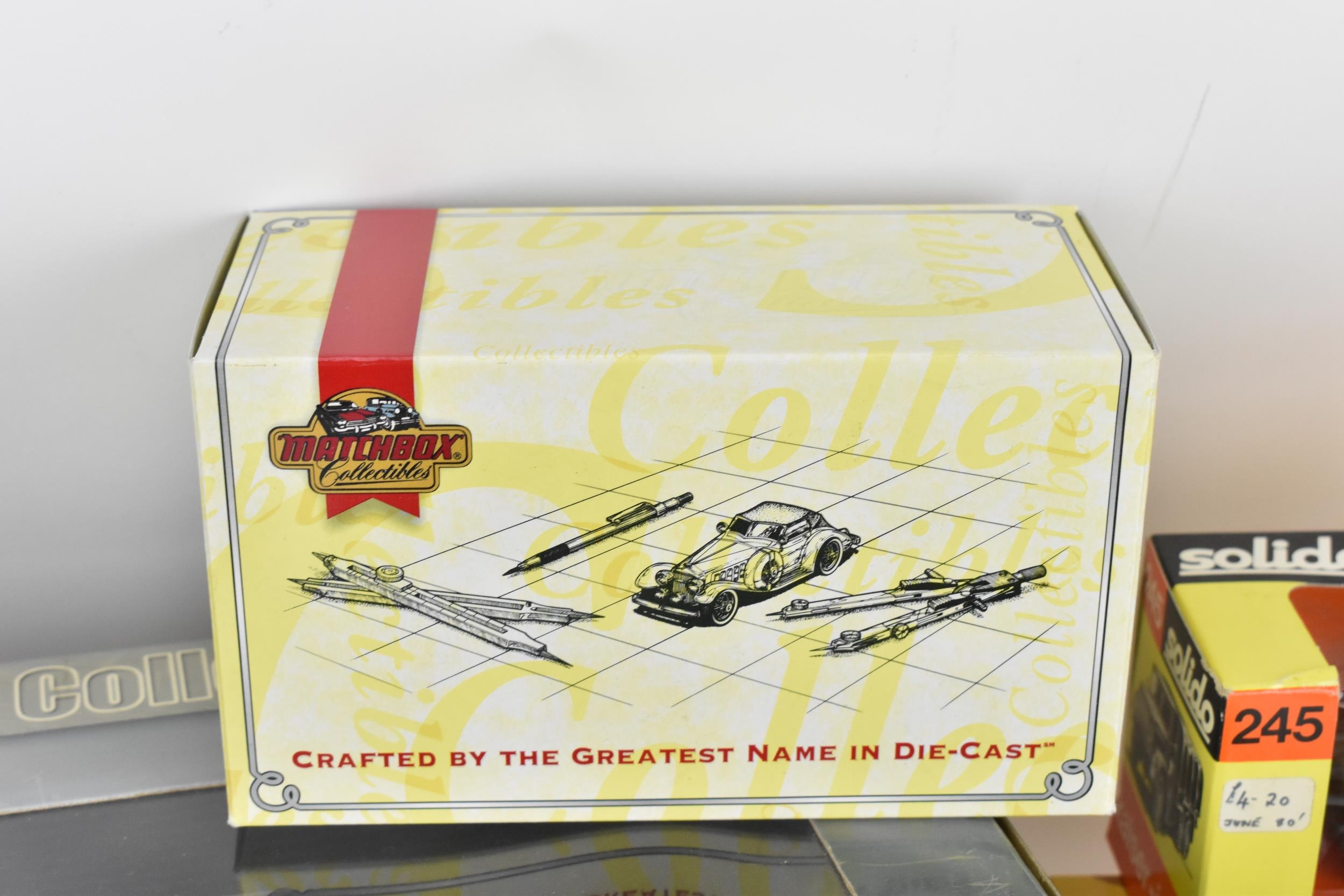 A group of boxed model cars to include a large 1:18 scale European collectables American Airlines - Image 8 of 11