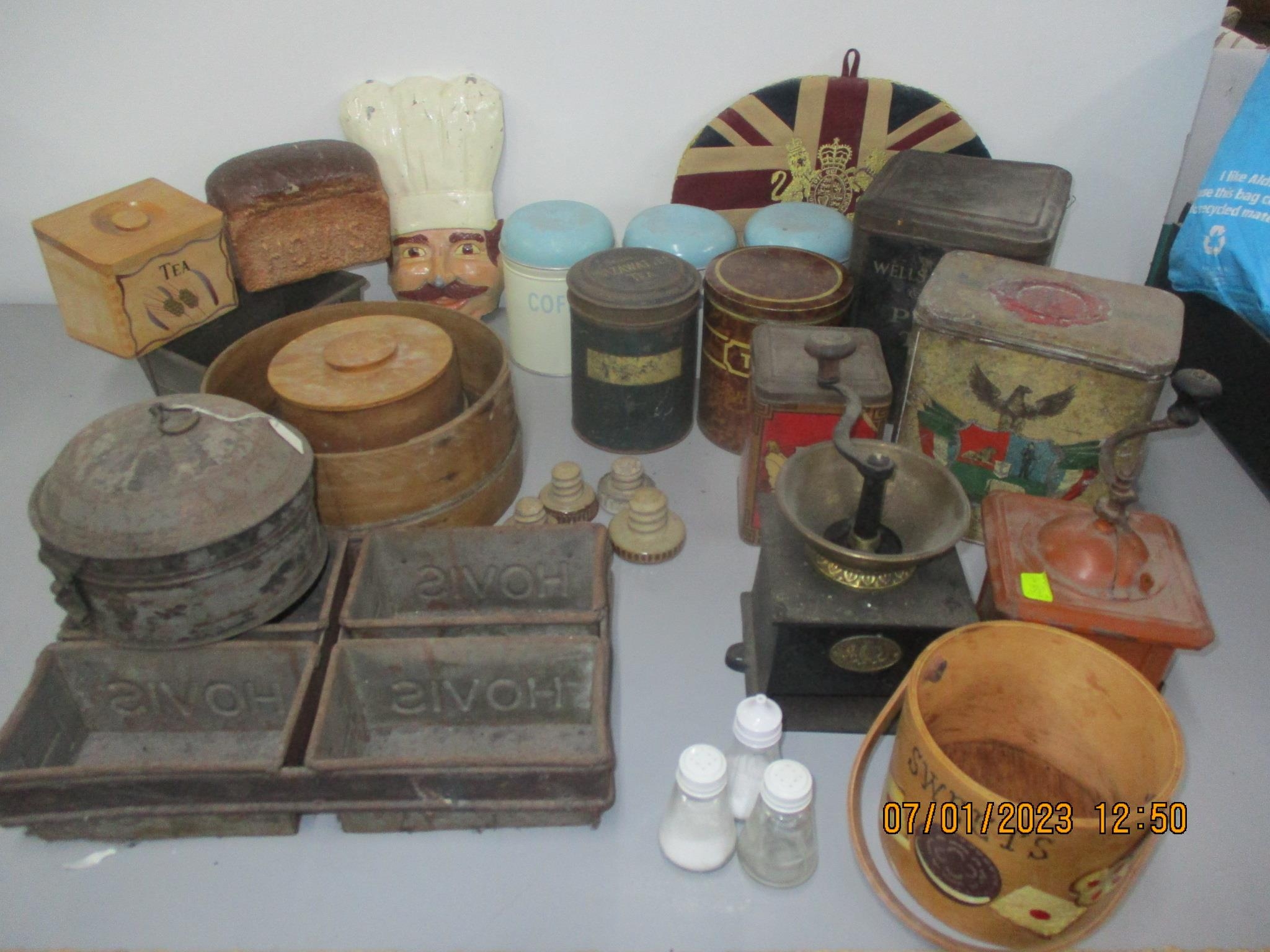 A mixed lot of kitchenalia to include a spice pot, Hovis related items, together with a Kenrick &