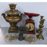 A 19th century brass samovar together with mixed metalware and a set of vintage weighting scales