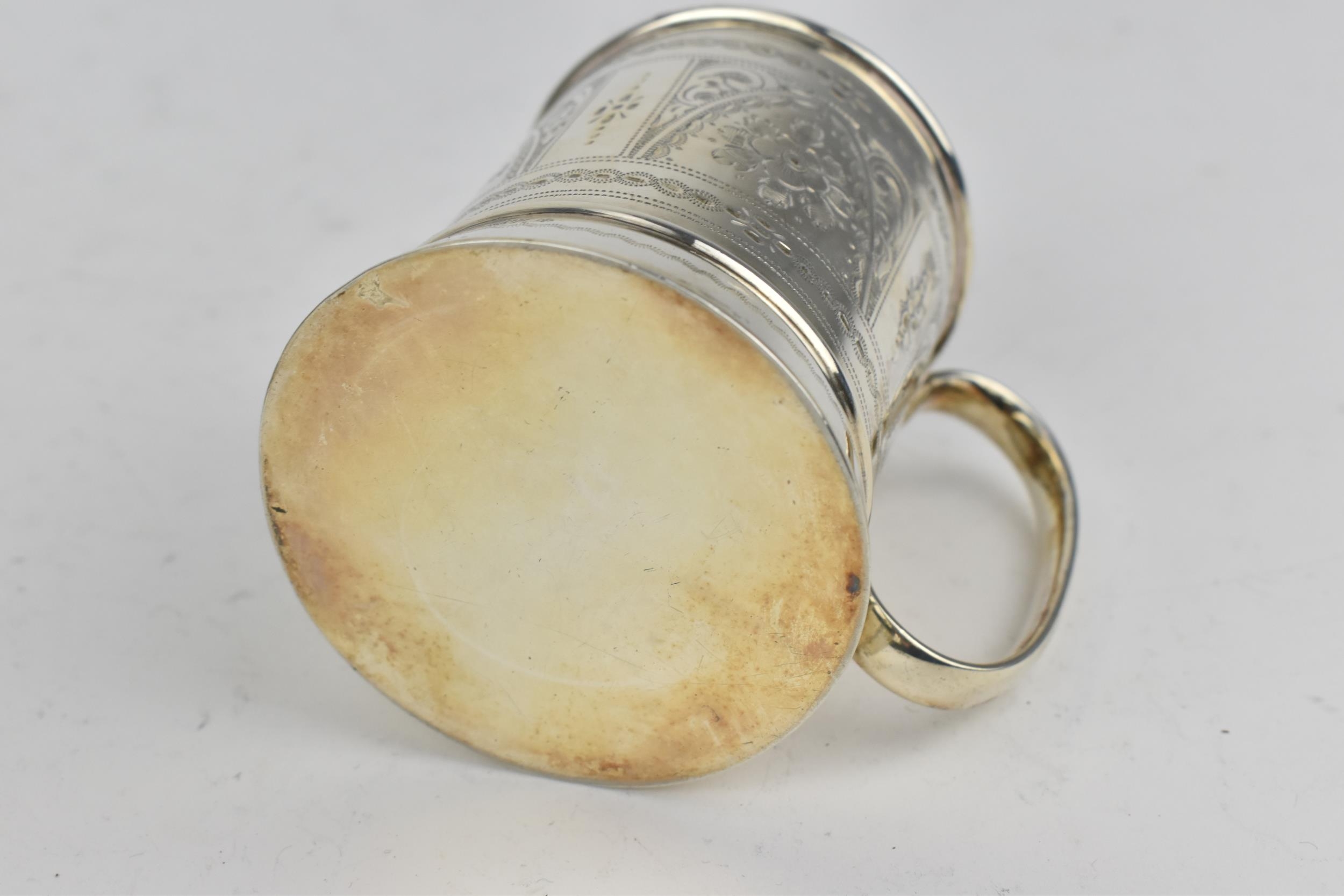 An Edwardian silver christening mug by Cooper Brothers & Sons Ltd, Sheffield 1902, of cylindrical - Image 5 of 5