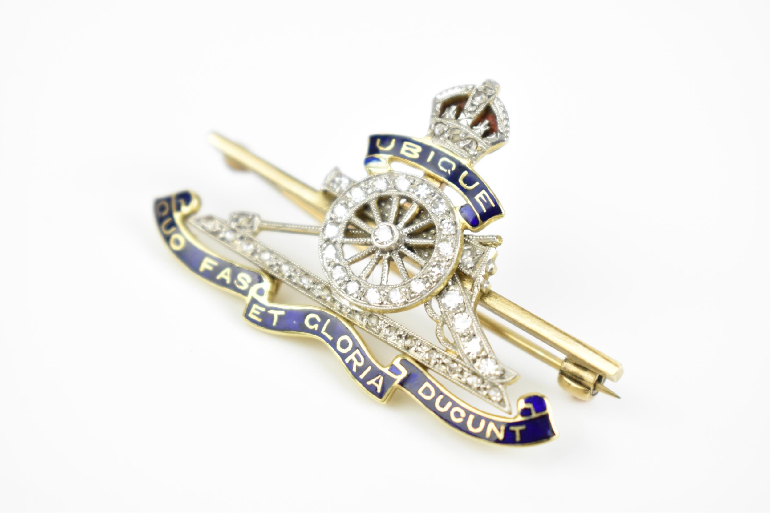 A 14ct yellow gold, platinum and diamond Royal Regiment of Artillery sweetheart cap badge, with - Image 2 of 4