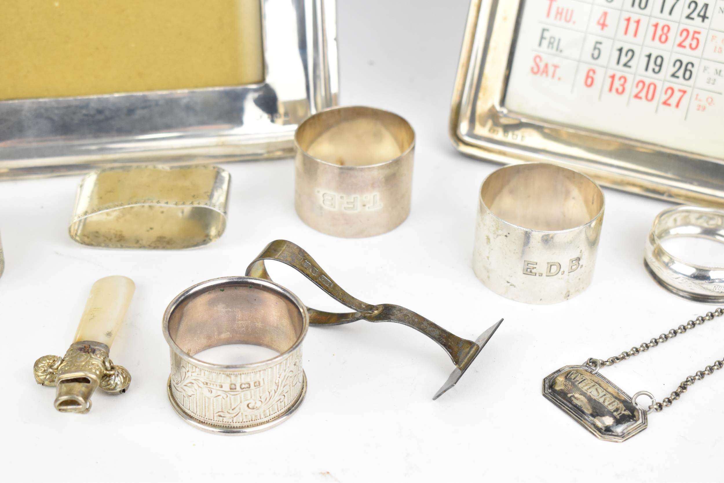 Two early 20th century silver framed photo frames, one by Henry Matthews, Birmingham 1922, the other - Image 7 of 10