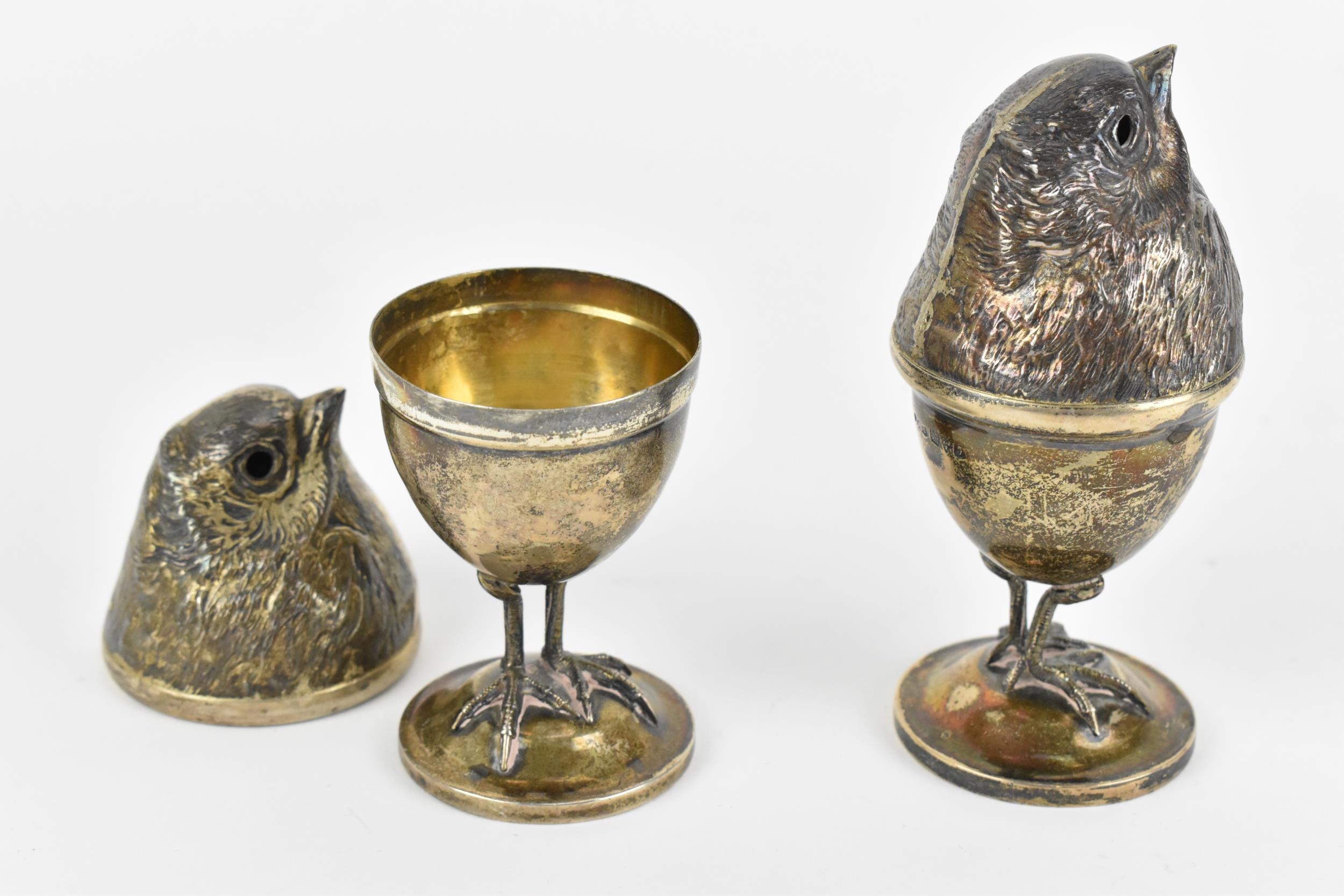 Two Edwardian silver novelty egg cups by Sampson Mordan & Co Ltd, Chester 1909, modelled as - Image 6 of 8