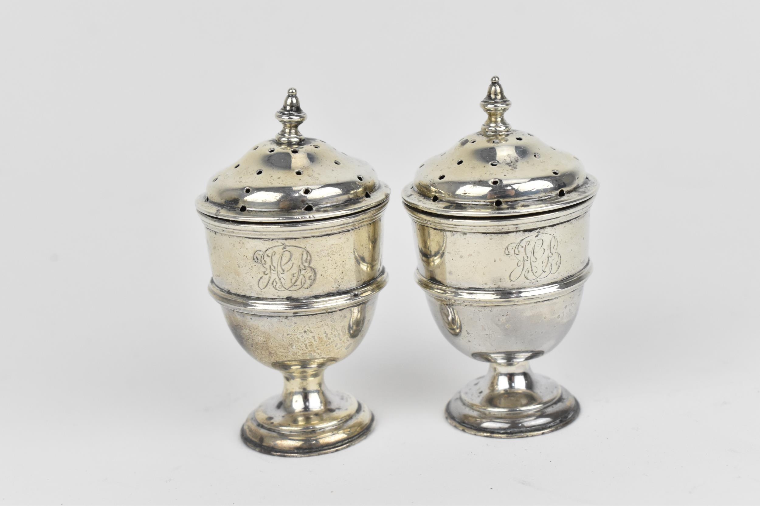 A small collection of silver, to include an Edwardian silver milk jug, a pair of Victorian pepper - Image 8 of 9