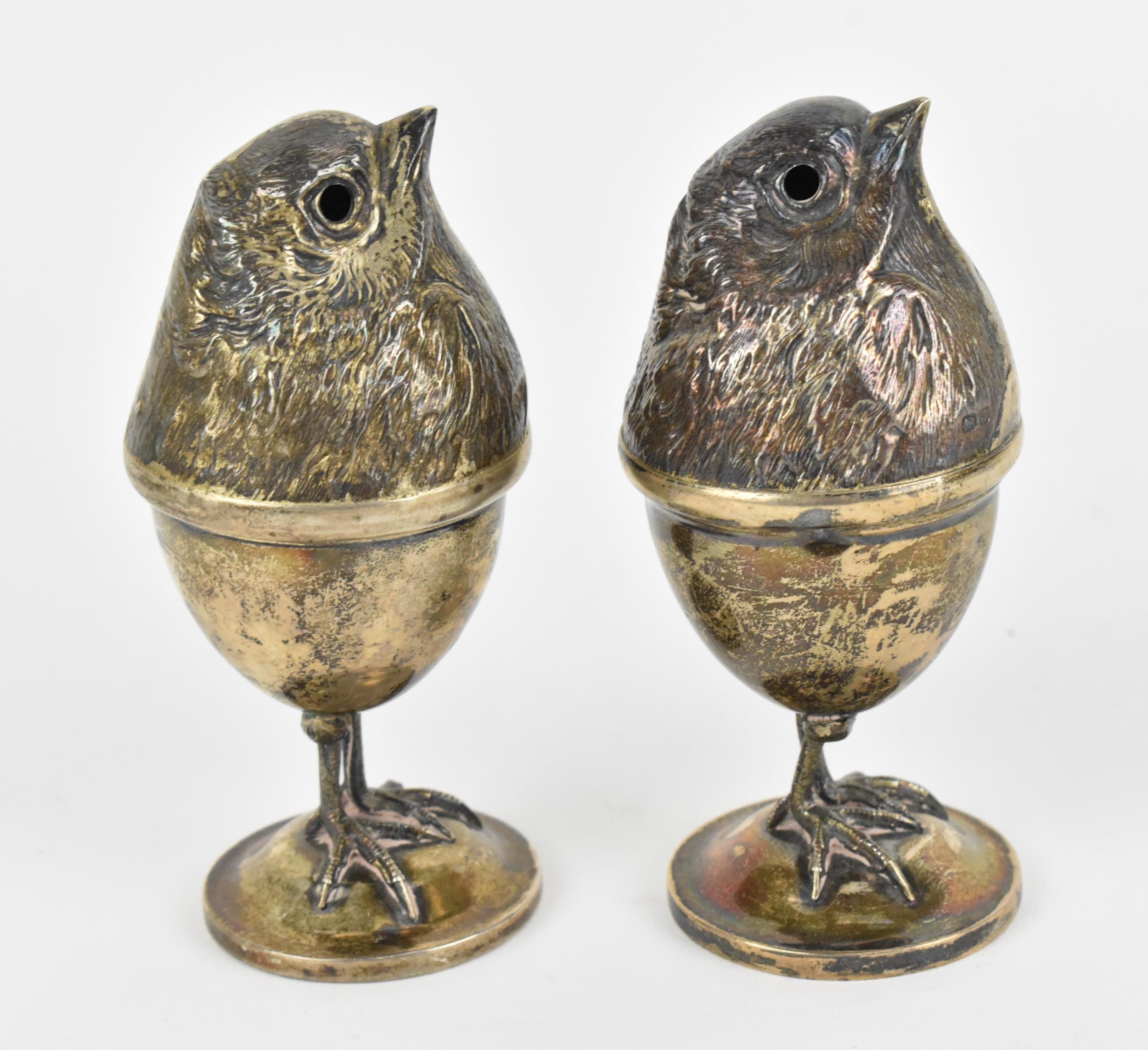 Two Edwardian silver novelty egg cups by Sampson Mordan & Co Ltd, Chester 1909, modelled as - Image 5 of 8