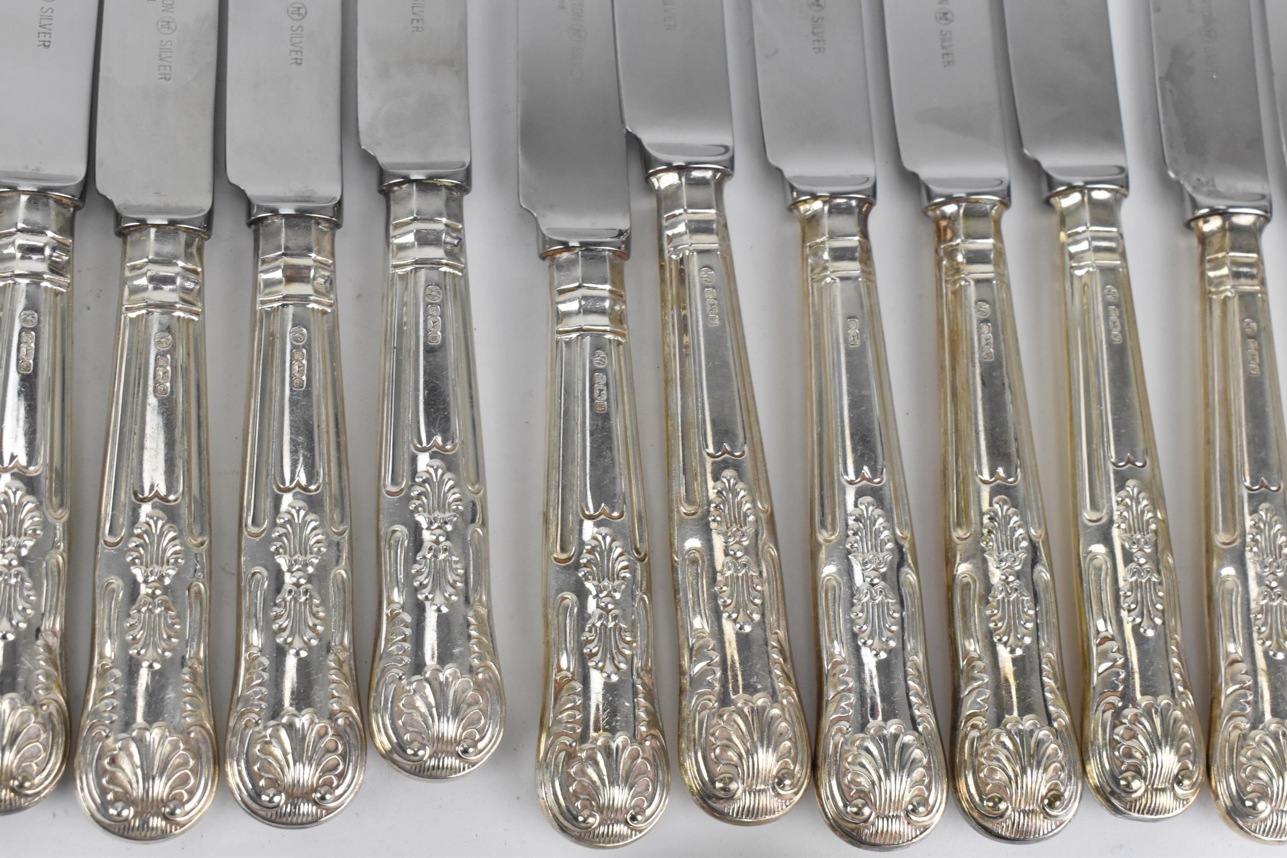 A set of Elizabeth II silver flatware for six setting by Hugh Foulerton, Sheffield 1982, in the - Image 2 of 8