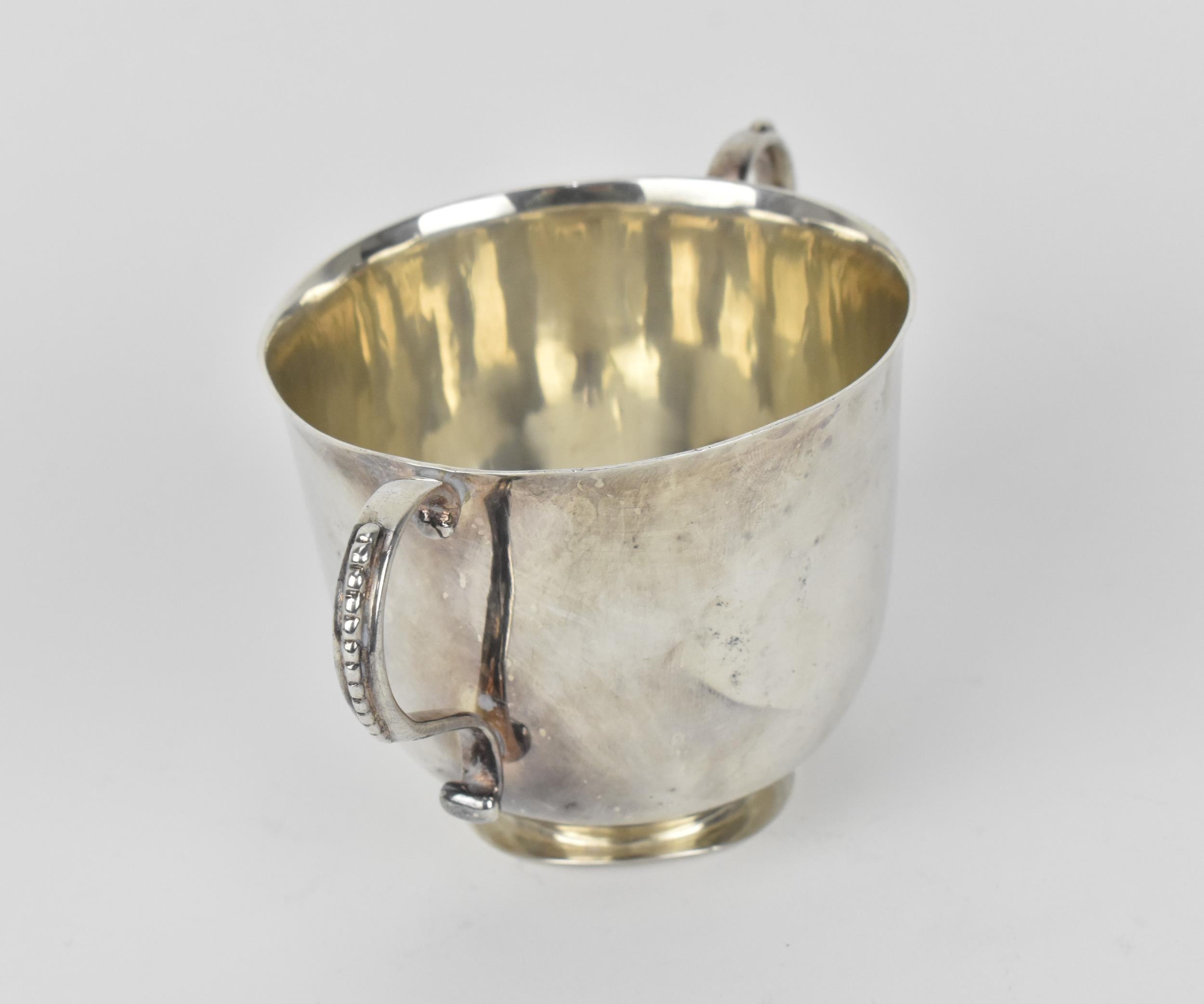 An Edwardian silver porringer by William Comyns, with Britannia hallmark and date letter M for 1907, - Image 2 of 4