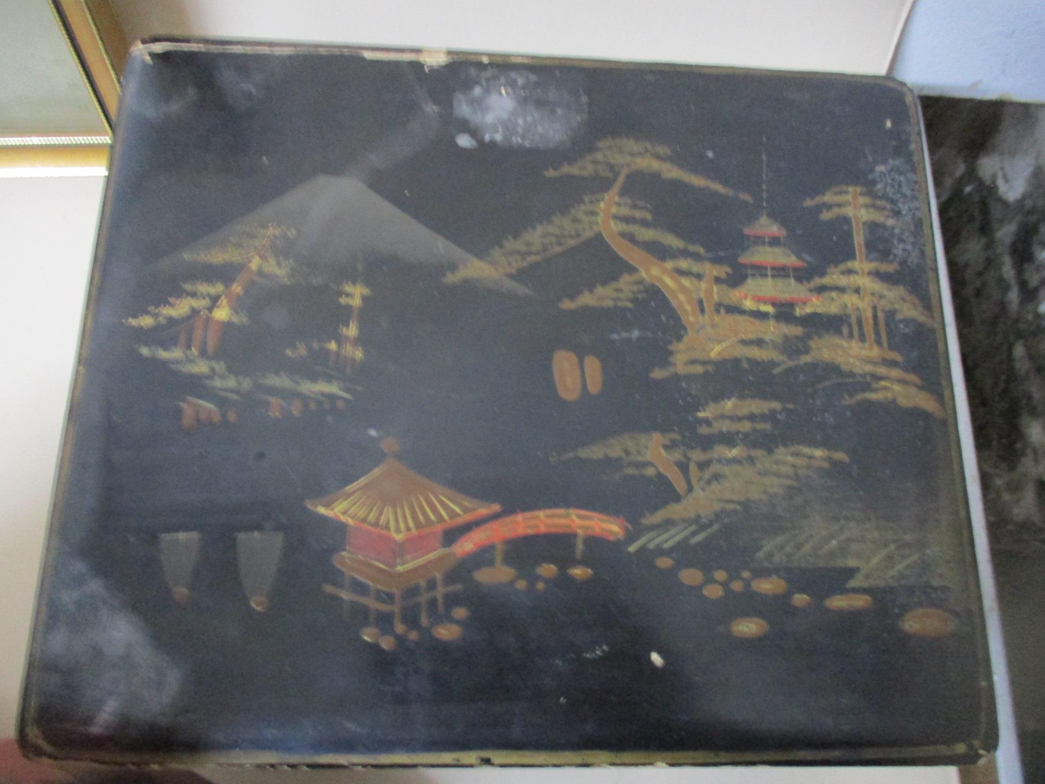 A mixed lot to include a Mah Jong game with bamboo tiles in a Chinese lacquered box, with books on - Image 5 of 5