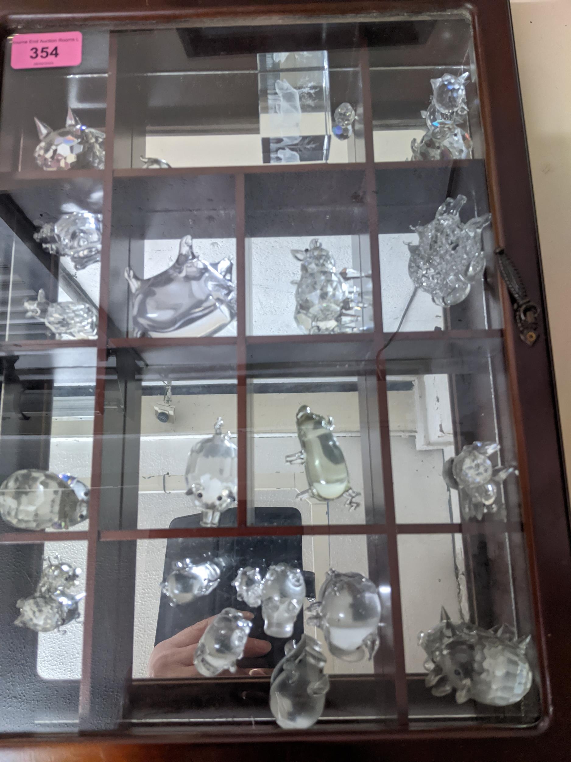 A mixed lot to include a wall hanging cabinet containing various crystal animal models including - Image 2 of 6