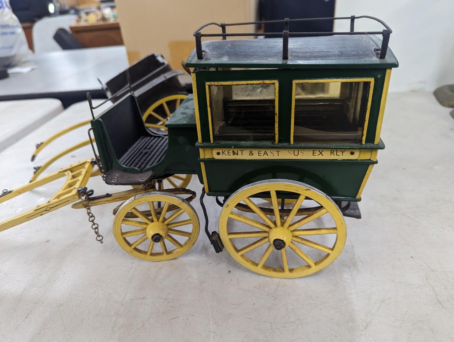 A model horse drawn carriage constructed of wood and metal parts, painted green and yellow with Kent - Image 2 of 5