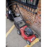 A Briggs & Stratton 500 series lawn mower, Location: G