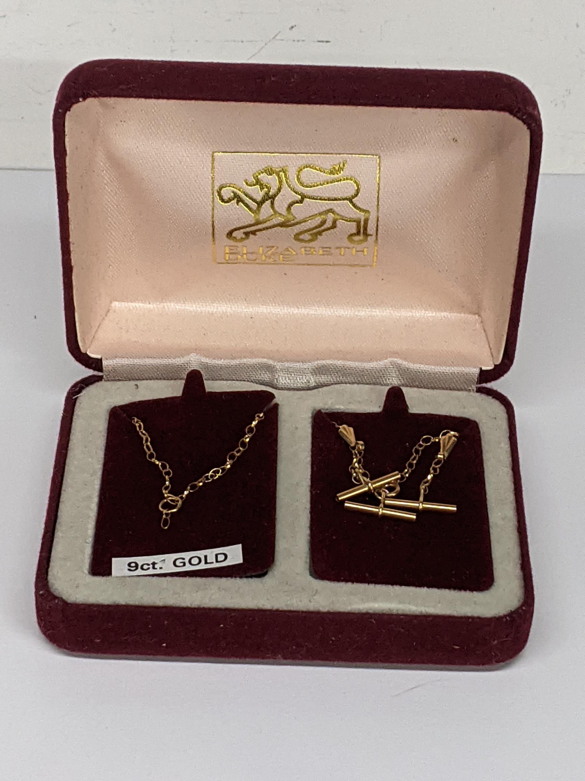 A 9ct gold suite of boxed jewellery A/F, total weight 2.0g Location: - Image 2 of 2
