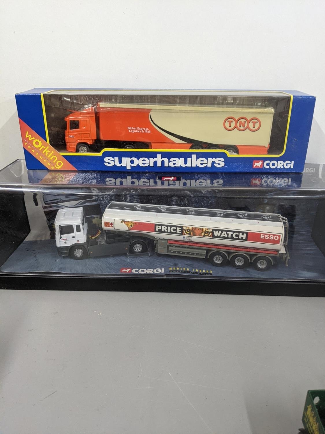 A collection of Corgi boxed models to include Corgi modern trucks, Corgi 1:50 scale Tiger 1 101st - Image 2 of 6