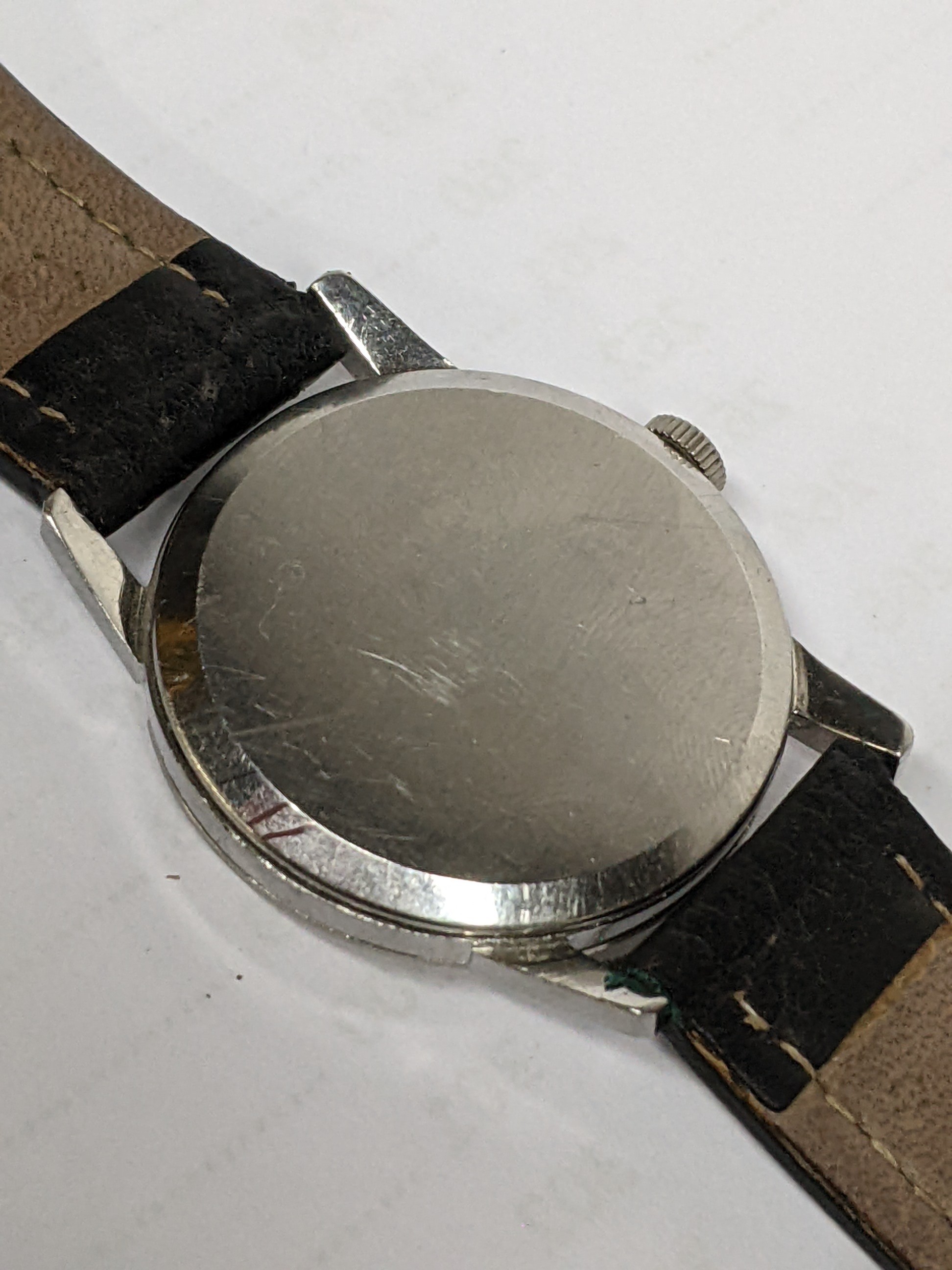 An Omega, manual winding gents stainless steel wristwatch, having a textured dial with subsidiary - Image 6 of 6