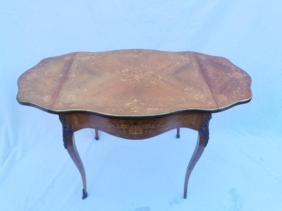 A George III ormolu and brass mounted rosewood and marquetry pembroke table, the serpentine top - Image 3 of 10