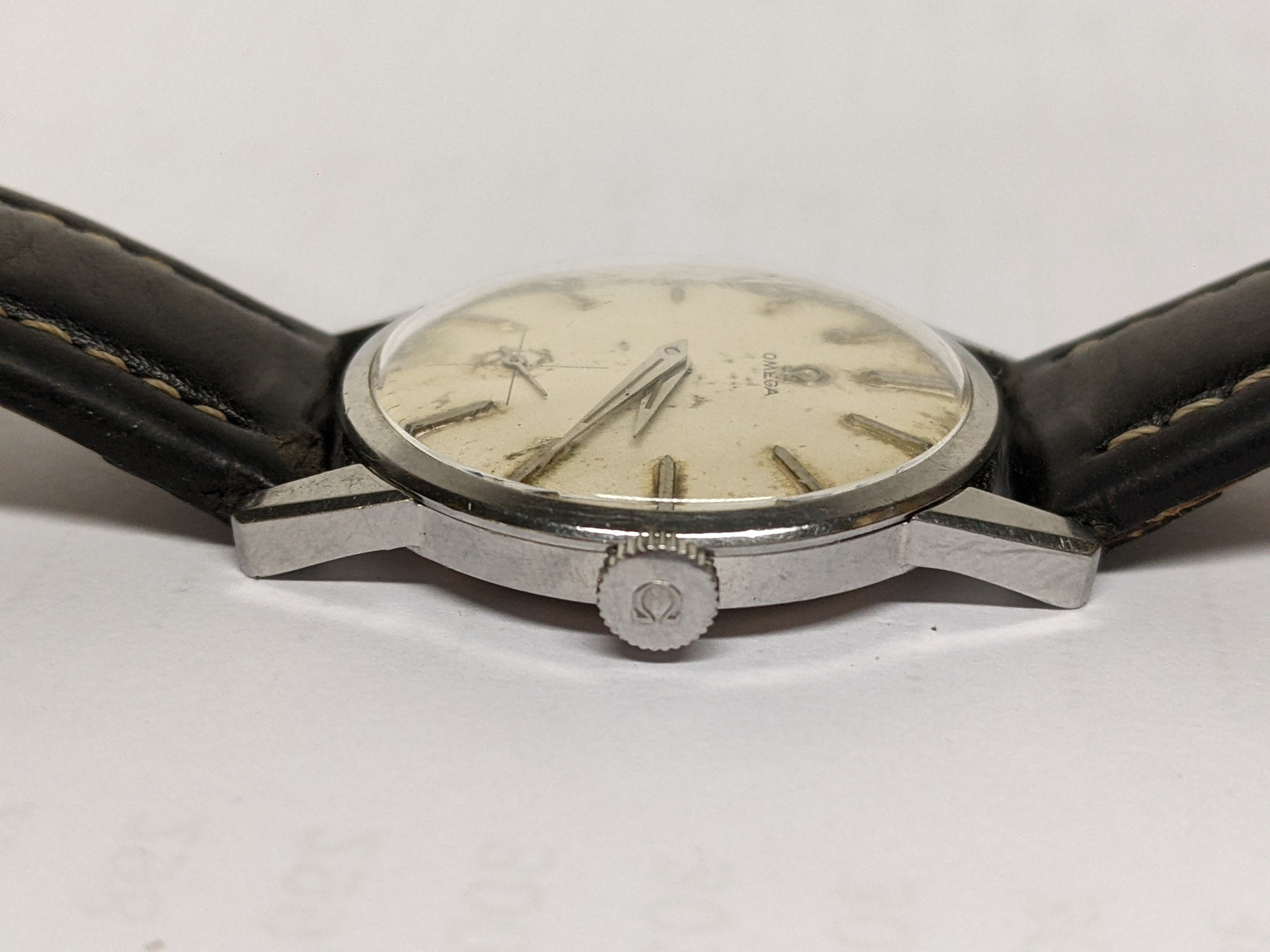 An Omega, manual winding gents stainless steel wristwatch, having a textured dial with subsidiary - Image 3 of 6