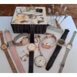 A quantity of mixed watches to include Sekonda together with late 20th Century gold tone and