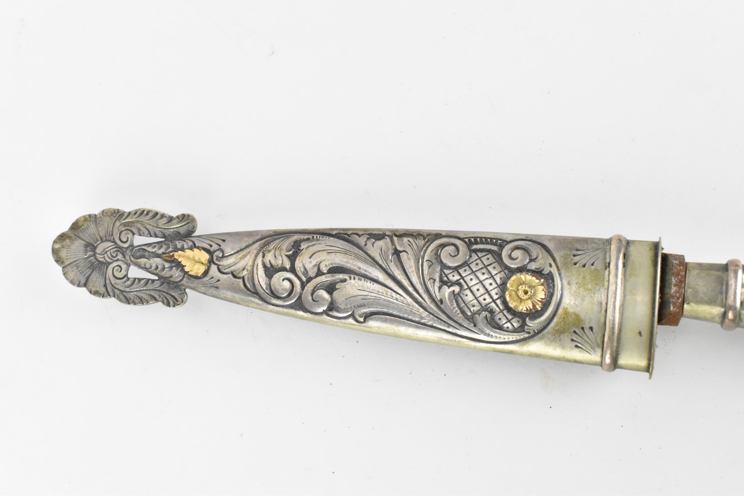 A German Heinr Boker and Co Soligen-Alemania Gaucho knife/dagger, with floral and acanthus etched - Image 6 of 6