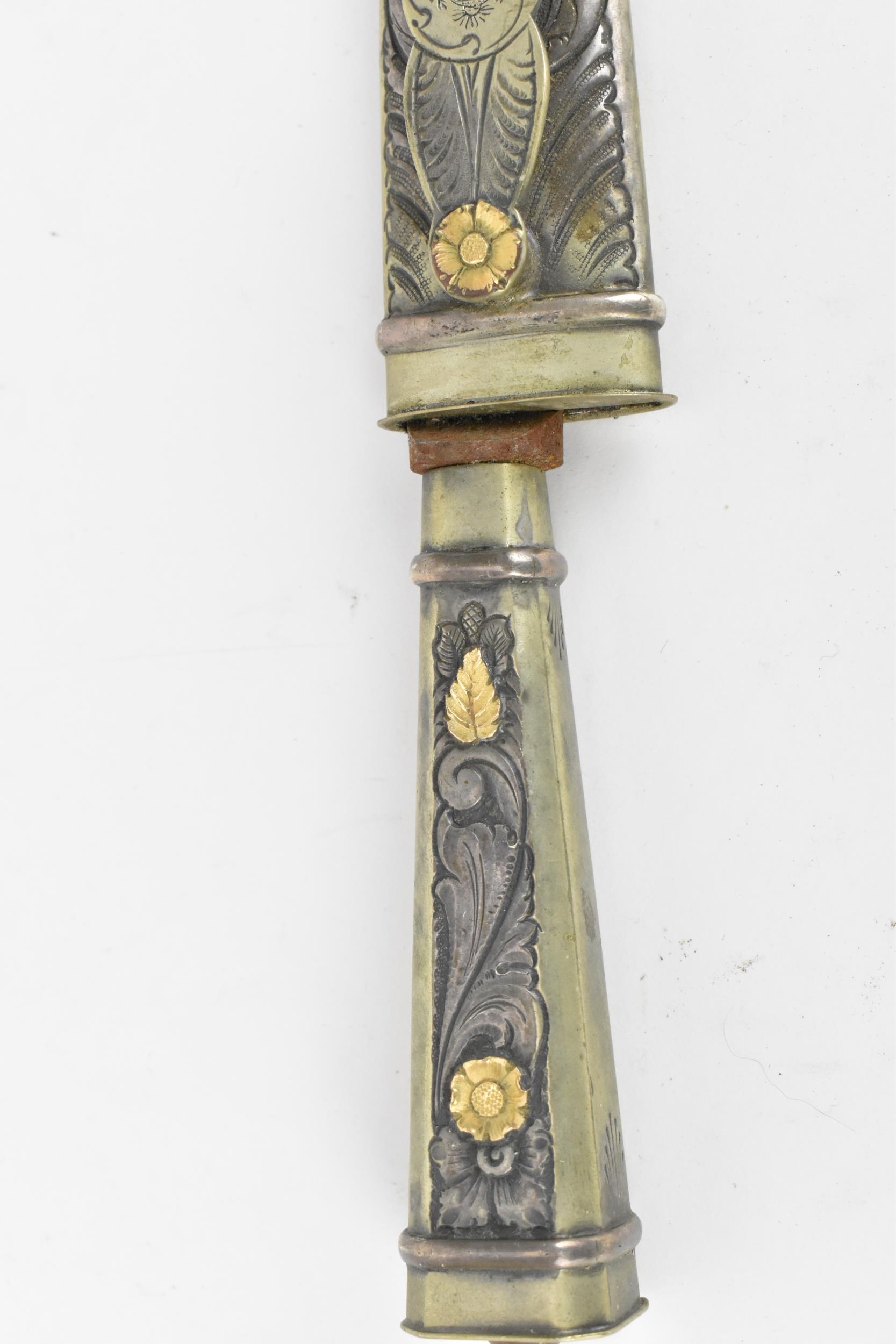 A German Heinr Boker and Co Soligen-Alemania Gaucho knife/dagger, with floral and acanthus etched - Image 2 of 6