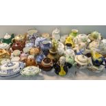 A mixed lot to include mainly tea pots and to include Beswick No 871 tea pot, Wedgewood Jasper ware,