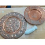 Mixed treen and metalware to include horse brasses and treen bowls Location: