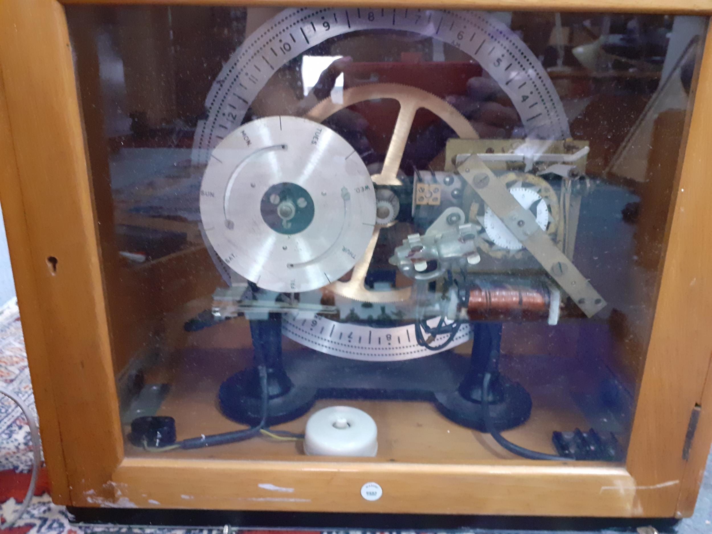 A vintage school bell system in two display cases together with a Henelec system and a PW. Allen & - Image 3 of 5