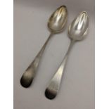 A pair of Georgian silver tablespoons, hallmarked London 1801, 122.5g