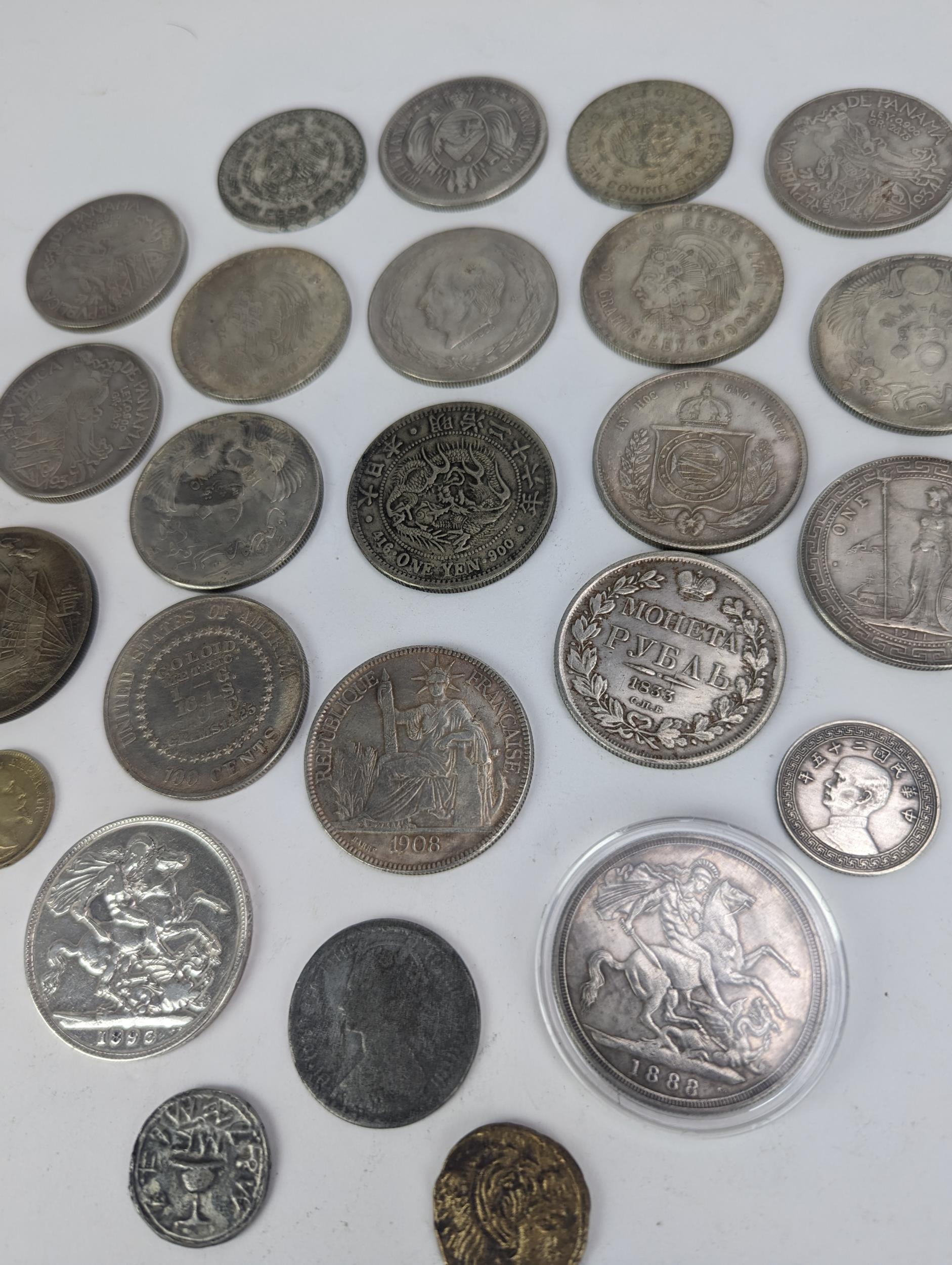 A group of Replica coins to include 1833 Russian Rubel, 'Junk Dollar', 1879 Goloid 100 cents, 1911 - Image 2 of 7