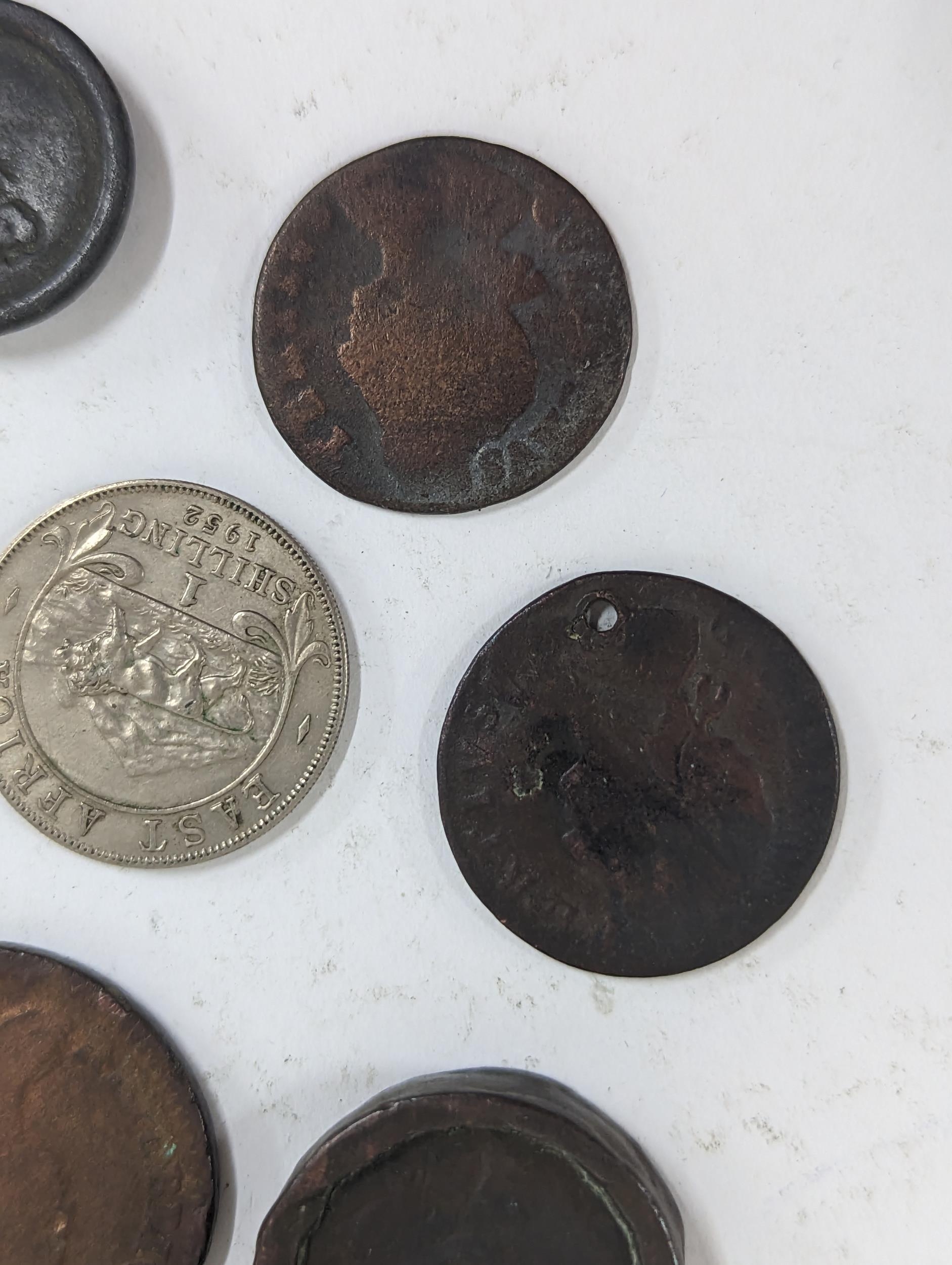 Mixed coinage to include a William III 169* silver sixpence A/F and copper examples, Cartwheel - Image 2 of 13