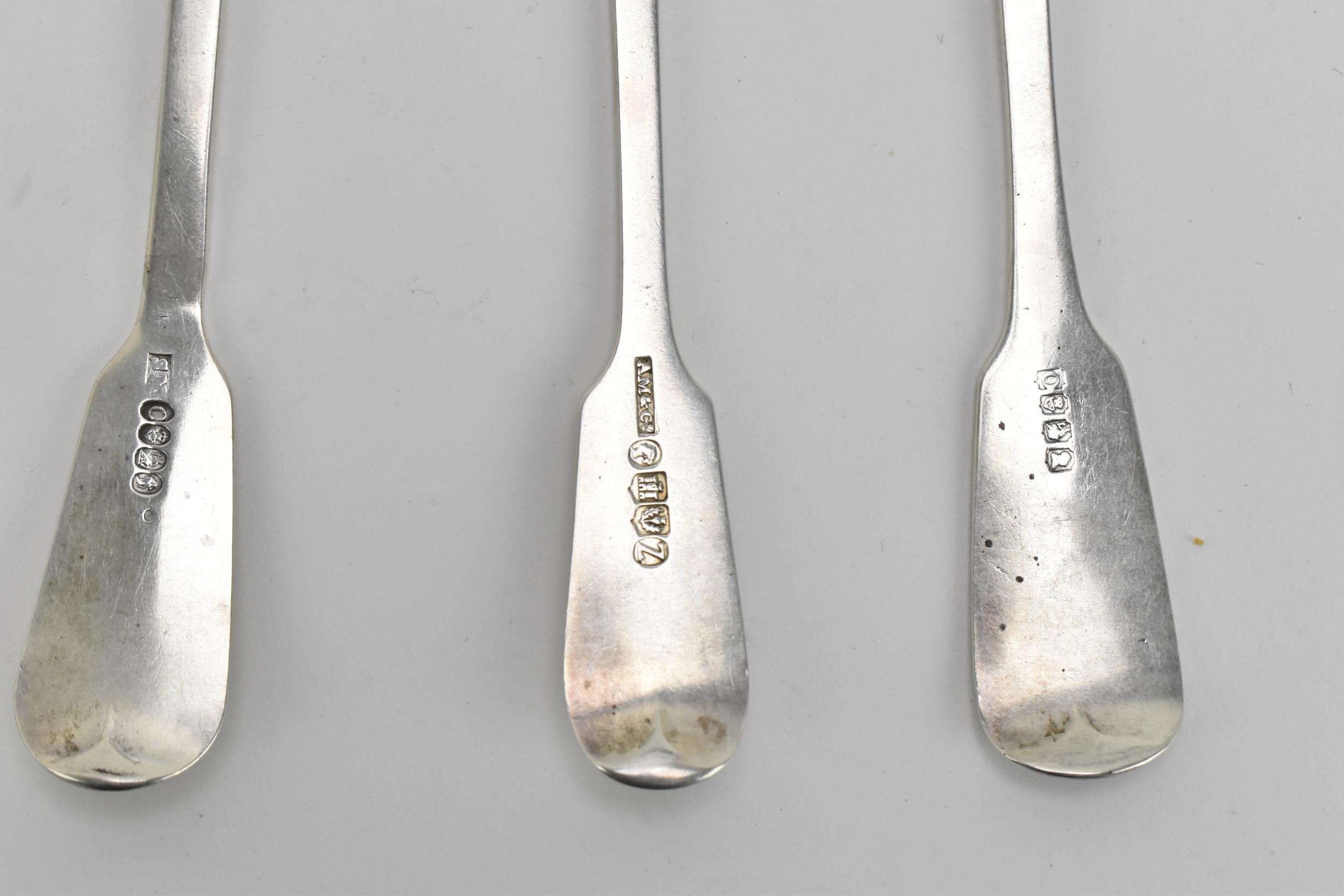 A collection of George III silver spoons, comprising six rat-tail back bowl dessert spoons ( - Image 6 of 11